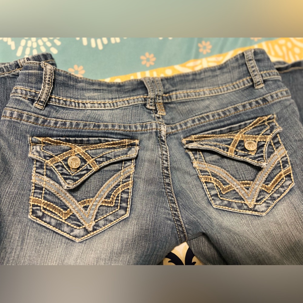 April Jeans - Picture 11 of 16
